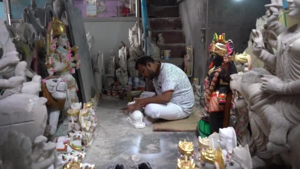 Agra India 2022년 29일 상점에서 대리석에서 동상을 만드는 예술가 — 비디오
