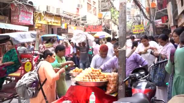 Agra India Augusti 2022 Turist Lokalbefolkning Och Upptagen Marknad Gator — Stockvideo
