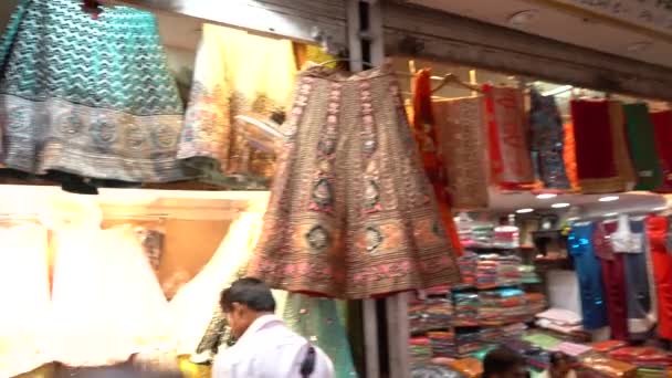 Agra India 2022년 23일 마스지드 근처의 Chandni Chowk에서 다채로운 리크쇼가있는 — 비디오