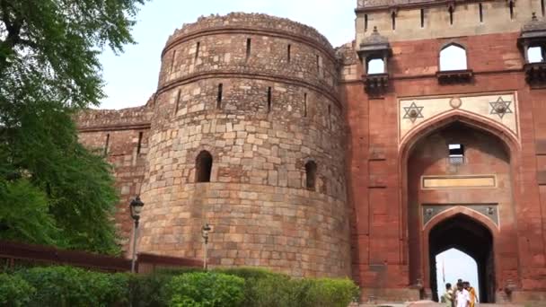 Delhi Індая Серпня 2022 Року Туристи Які Відвідують Пурану Кілу — стокове відео