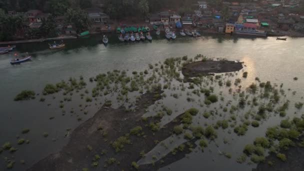 Vista Aérea Pueblo Pescadores Barco Pesca Costa Konkan Maharashtra India — Vídeo de stock