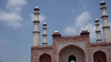Büyük Akbar 'ın mezarı, Agra, Uttar Pradesh, Hindistan