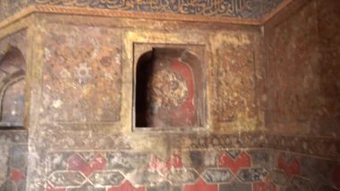  Itmad ud Daulah 'ın mezarı 1622 ve 1628 yılları arasında inşa edildi, Agra, Uttar Pradesh, Hindistan.