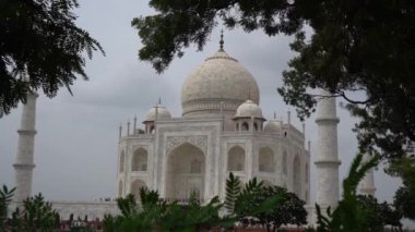 Taj Mahal, UNESCO Dünya Mirası sahası, Agra, Hindistan.