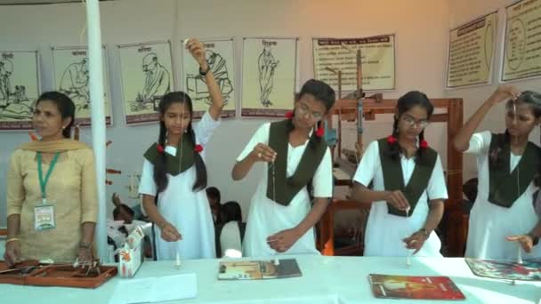 Wardha Maharashtra India Şubat 2023 Öğrenci Gösterisi Ham Pamuktan Iplik — Stok video
