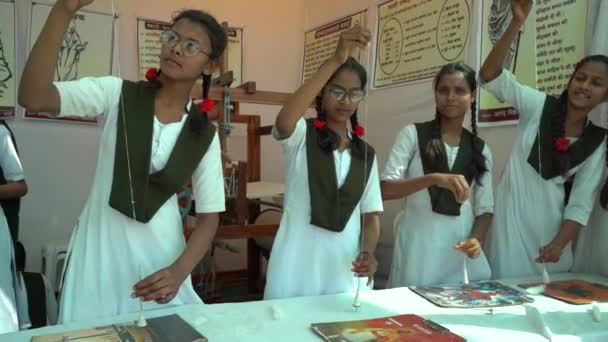 Wardha Masarashtra India Лютого 2023 Студентська Демонстрація Зробити Пряжу Сирої — стокове відео