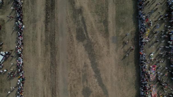 Drone Tiro Corrida Carrinho Bullock Por Ocasião Festival Colheita Corrida — Vídeo de Stock