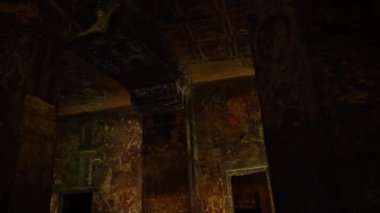 Ajanta Mağaraları no: 1, UNESCO Dünya Mirası Sitesi, Aurangabad, Maharashtra, Hindistan.