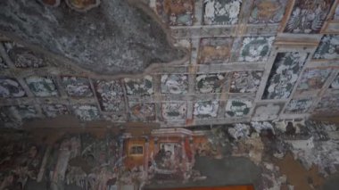 Ajanta Mağaraları no: 1, UNESCO Dünya Mirası Sitesi, Aurangabad, Maharashtra, Hindistan.