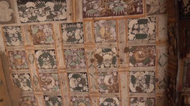 Ajanta Mağaraları no: 1, UNESCO Dünya Mirası Sitesi, Aurangabad, Maharashtra, Hindistan.