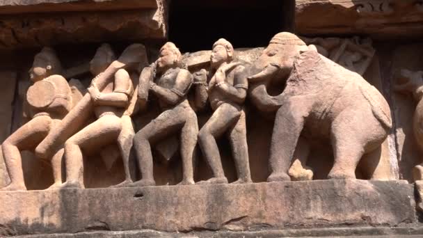 Dettagli Scultura Del Tempio Lakshmana Khajuraho Patrimonio Mondiale Dell Unesco — Video Stock