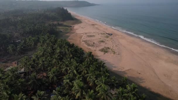 Съемка Воздуха Самых Красивых Пляжей Побережья Конкана Махараштре Вид Дрона — стоковое видео