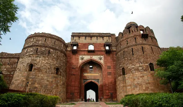 stock image Architecture of Purana Qila fort in Delhi, India, the oldest building in Delhi, dating back to the 16th Century.