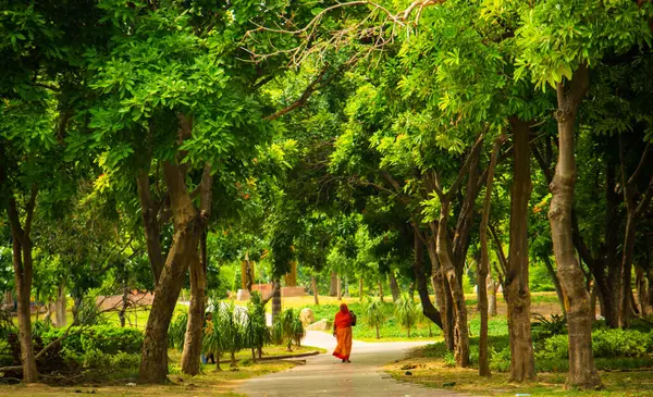 DELHI, Hindistan, 24 Ağustos 2022: Raj Ghat, Mahatma Gandhi Krematoryum Sitesi, Delhi, Hindistan.