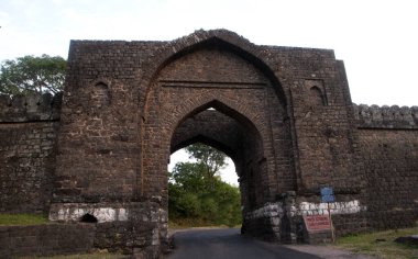 Mandu 'daki Baz Bahadur Sarayı, Madhya Pradesh, Hindistan, Mandu turizm merkezinin önde gelen turistik merkezi..