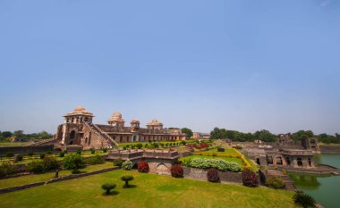 Jahaz Mahal (gemi Sarayı) Mandu, Madhya Pradesh, Hindistan içinde