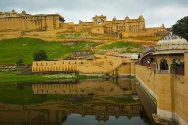 Amer veya Amber kalesi, Jaipur, Rajasthan, Hindistan 'da ünlü bir turizm merkezi, UNESCO Dünya Mirası sahası.