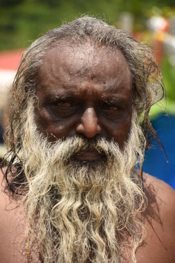 NASHIK, INDIA, 27 Ağustos 2015: Kumbh Mela 'daki kutsal adam Hindu sadhus' un portresi