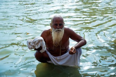 NASHIK, INDIA, 27 Ağustos 2015: Kumbh Mela 'daki kutsal adam Hindu sadhus' un portresi