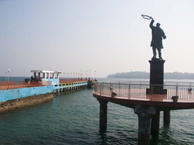 Tsunami Anıtı Rajiv Gandhi Su Sporları Kompleksi, Port Blair, Hindistan.