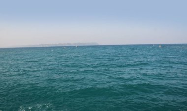 Okyanus dalgası arka planı, soyut mavi deniz suyu.