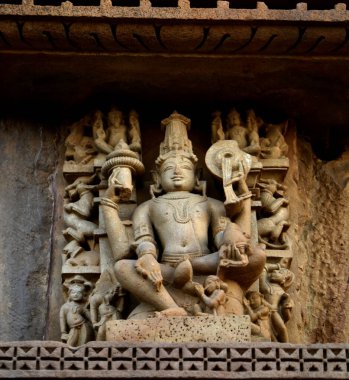 Khajuraho Tapınağı 'ndaki taş oyma heykelleri UNESCO' nun dünya mirası alanı Khajuraho, Madhya Pradesh, Hindistan