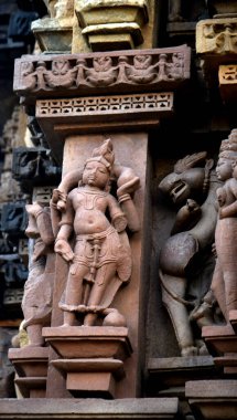 Khajuraho Tapınağı 'ndaki taş oymacılığı, UNESCO' nun dünya mirası alanı Khajuraho, Madhya Pradesh, Hindistan