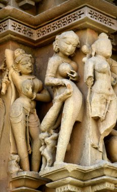 Taş oyma heykelleri Javari Tapınağı, Khajuraho, Madhya Pradesh, Hindistan, UNESCO dünya mirası alanı