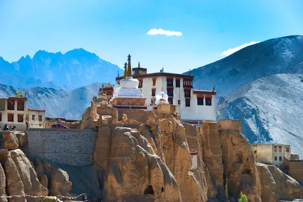 Lamayuru veya Yuru Gompa, Hindistan 'ın Batı Ladakh, Jammu ve Kashmir ilçelerinde bulunan Tibet Budist Gompa manastırıdır.