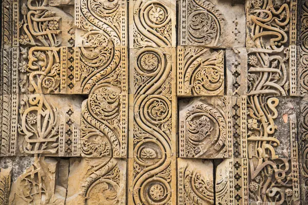 Kutub Minar 'ın taş oymacılığı, en uzun minare UNESCO Dünya Mirası Alanı, Yeni Delhi, Hindistan