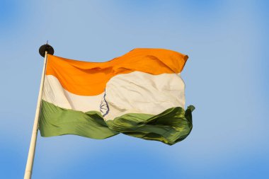 Dalgalı Hint bayrağının yakın plan çekimi.