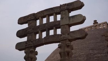 Sanchi stupa, UNESCO tarafından Dünya Mirası olarak listelenen Budist anıtlar, İmparator Ashoka tarafından inşa edilen 2200 yıllık Budist anıtı, Unesco Dünya Mirası.