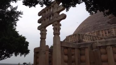 Sanchi stupa, UNESCO tarafından Dünya Mirası olarak listelenen Budist anıtlar, İmparator Ashoka tarafından inşa edilen 2200 yıllık Budist anıtı, Unesco Dünya Mirası.