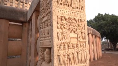 Sanchi stupa, UNESCO tarafından Dünya Mirası olarak listelenen Budist anıtlar, İmparator Ashoka tarafından inşa edilen 2200 yıllık Budist anıtı, Unesco Dünya Mirası.