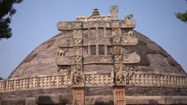 Sanchi stupa, UNESCO tarafından Dünya Mirası olarak listelenen Budist anıtlar, İmparator Ashoka tarafından inşa edilen 2200 yıllık Budist anıtı, Unesco Dünya Mirası.