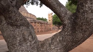 Sanchi stupa, UNESCO tarafından Dünya Mirası olarak listelenen Budist anıtlar, İmparator Ashoka tarafından inşa edilen 2200 yıllık Budist anıtı, Unesco Dünya Mirası.