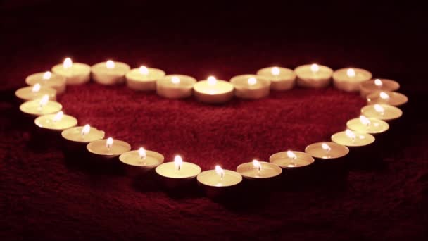 点亮你爱的心情人节的烛光舞姿 — 图库视频影像