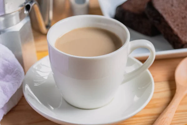 Hot Coffee Latte White Coffee Mug Cake Breakfast — 图库照片