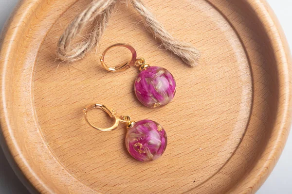 Handmade resin earrings, fashion jewelry.
