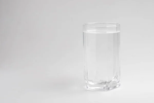 Чистая Питьевая Вода Прозрачном Стакане — стоковое фото