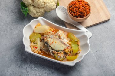 Gaeng Som Southern Thai Spicy Sour Yellow Curry Fish with Mixed Vegetables