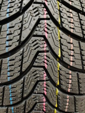 Tüm çerçeve için özel bir desenle yeni lastik lastiğinin koruyucusu