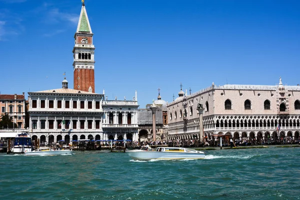 Clocher San Marco Les Bâtiments Environnants Venise Italie Devant Eux — Photo