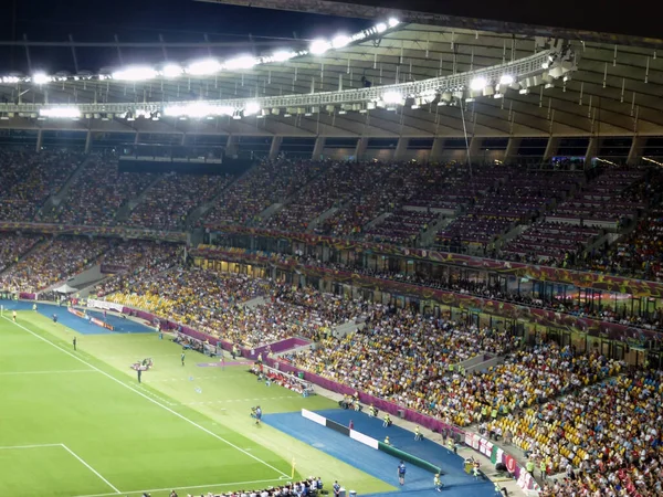 경기장에서 관중과 팬들과 스탠드의 스포츠 — 스톡 사진