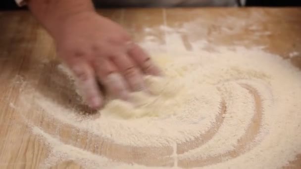 Chef Prepara Pizza Restaurante — Vídeos de Stock