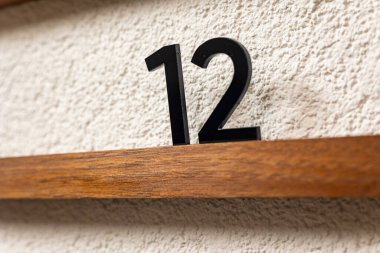 Menü Kurulu, Asılı Kafe Menüsü İmzası