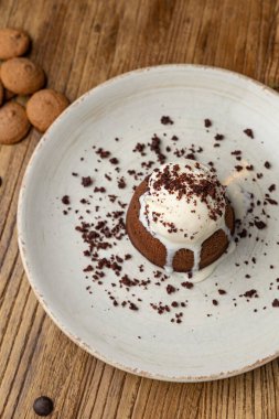 Çikolatalı fondan restoranında tatma.