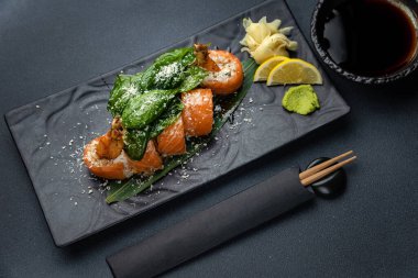 Japon restoranında nefis börekler.