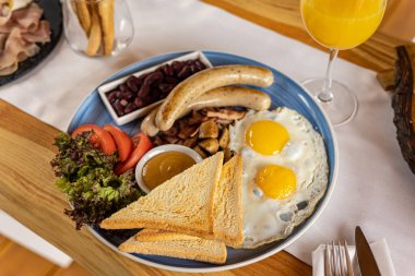 Restoranda nefis bir kahvaltı.