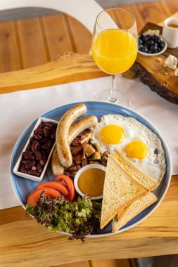 Restoranda nefis bir kahvaltı.